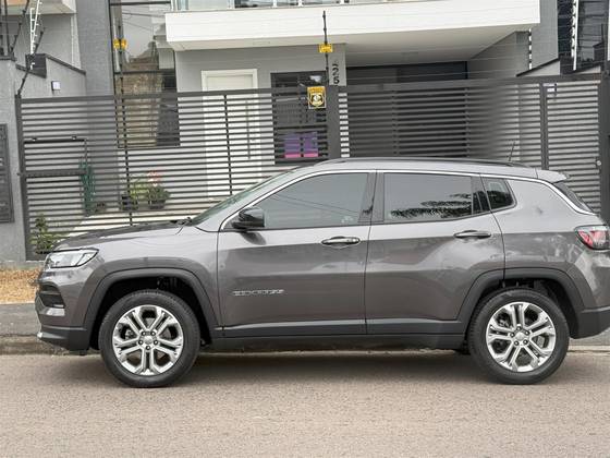 JEEP COMPASS 1.3 T270 TURBO FLEX LONGITUDE AT6